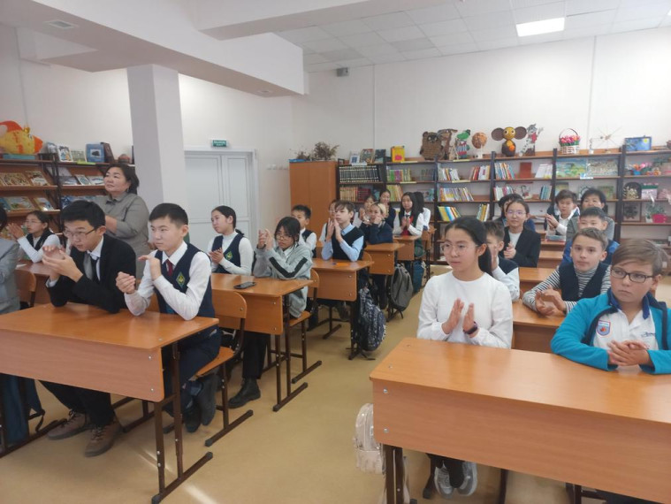 Укажите подпись к картинке.